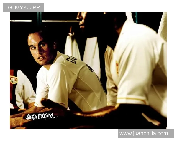 足球明星们的耐克时尚穿搭大揭秘尽显运动魅力与个性风格 足球明星们的耐克时尚穿搭大揭秘尽显运动魅力与个性风格